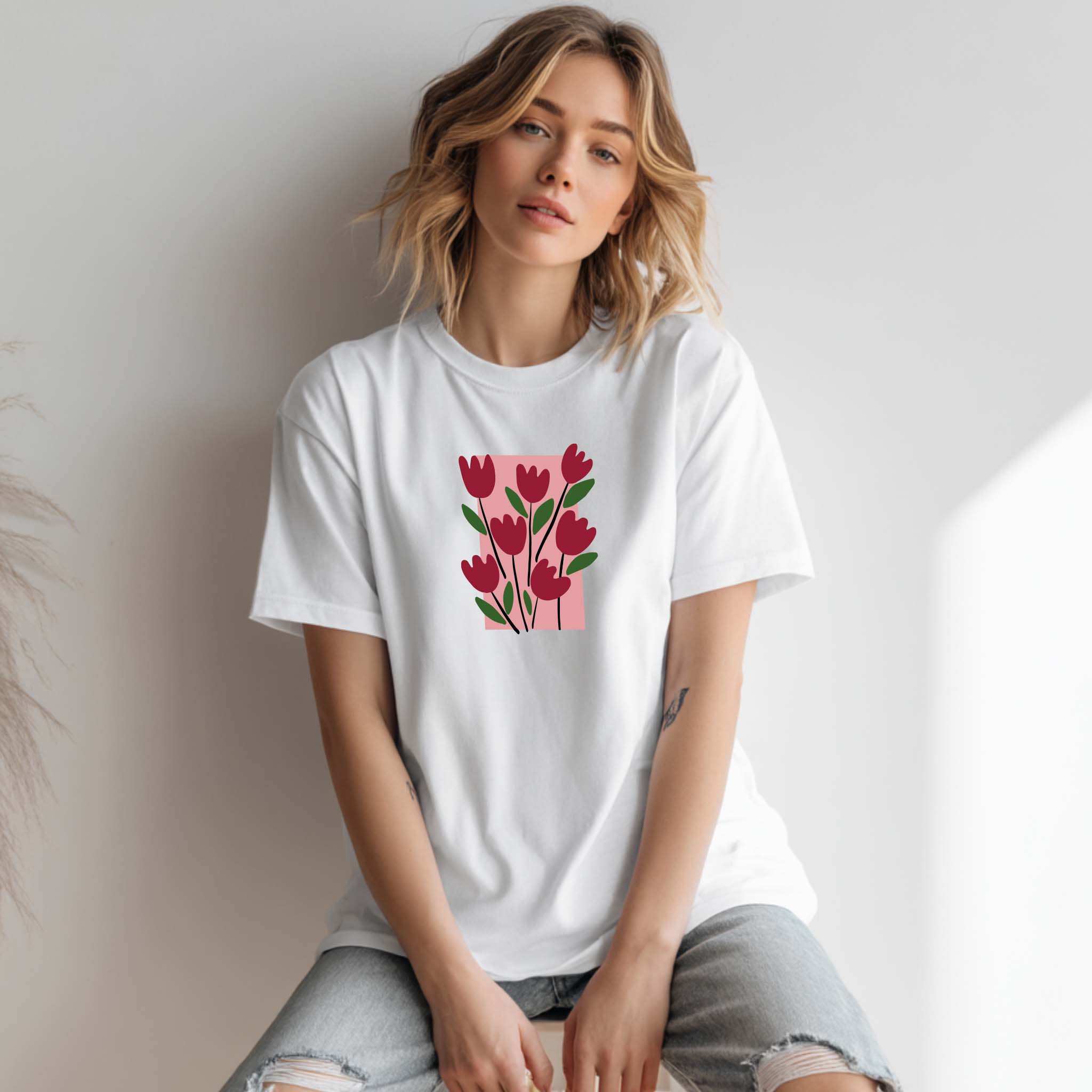 T-shirt Floral Tulipas 100% Algodão Premium 190g