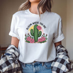 T-shirt Floral "Bloom Where You Are" 100% Algodão Premium 190g