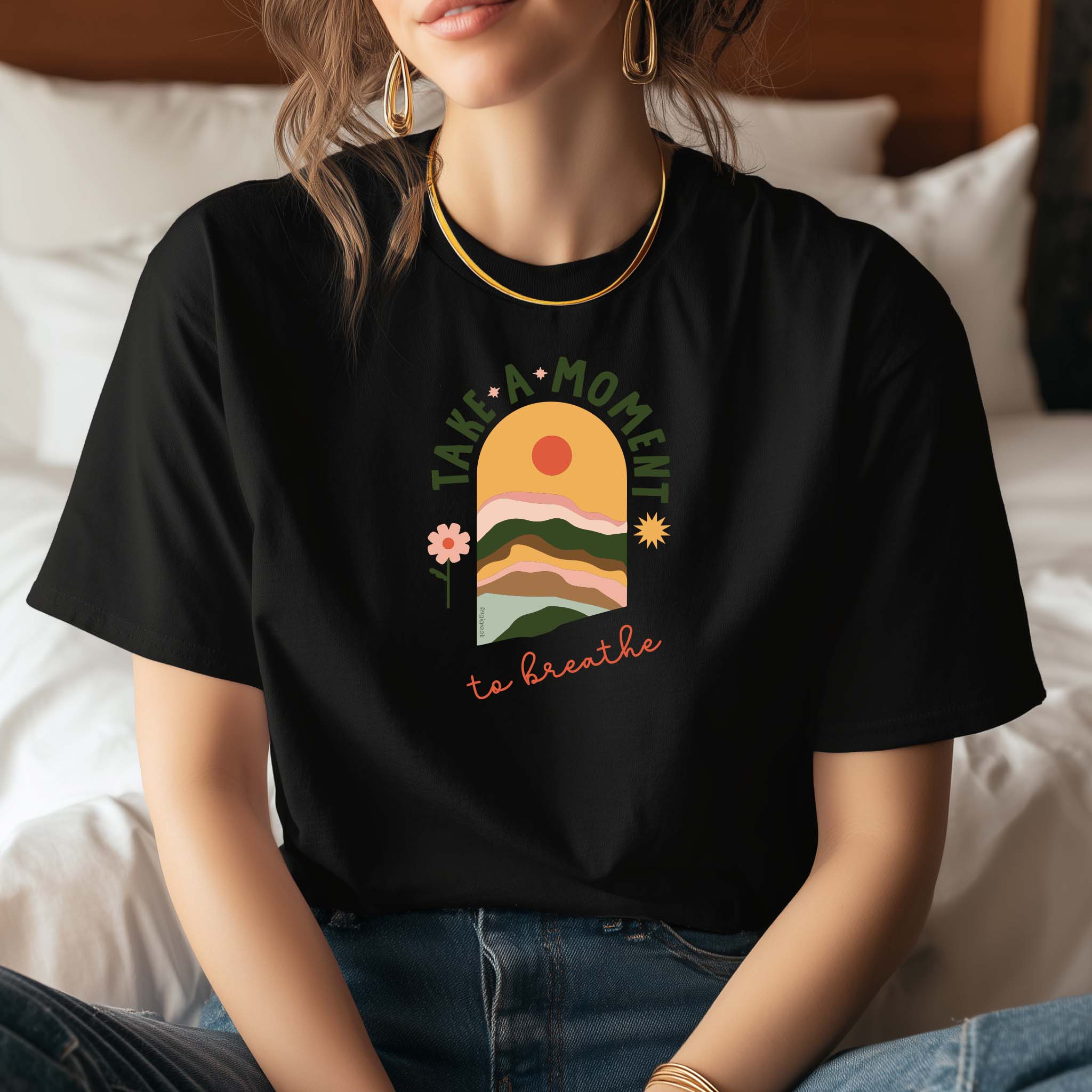 T-shirt "Take a Moment to Breathe" 100% Algodão Premium 190g - Coleção Floral