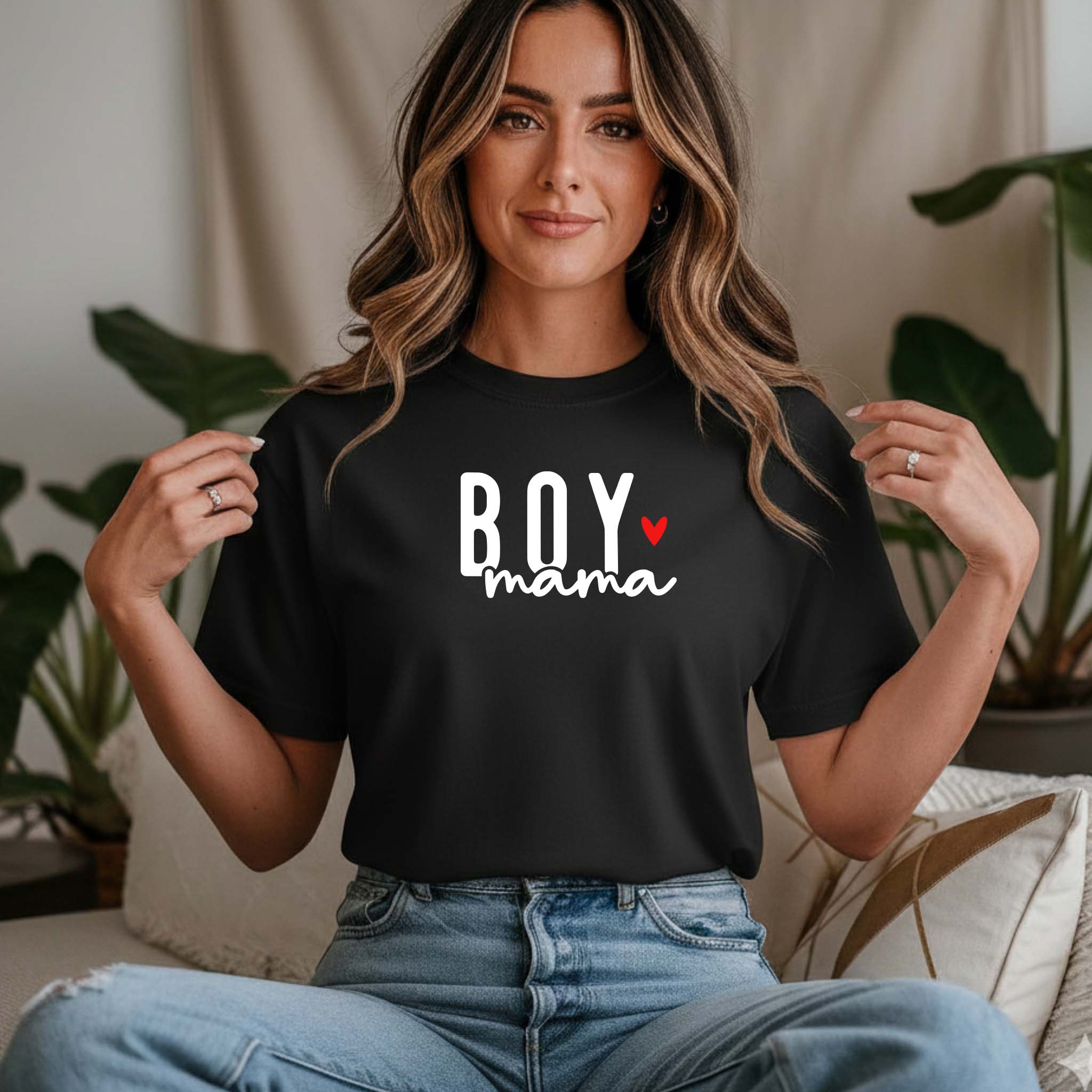 T-shirt Dia da Mãe "MAMA" - Premium Algodão