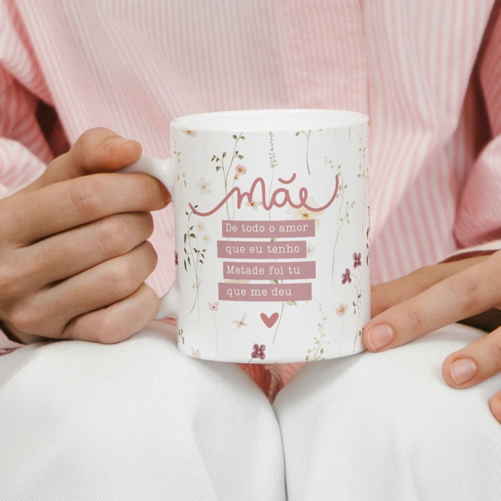 Caneca Dia da Mãe - "Mãe" | Edição Dia da Mãe